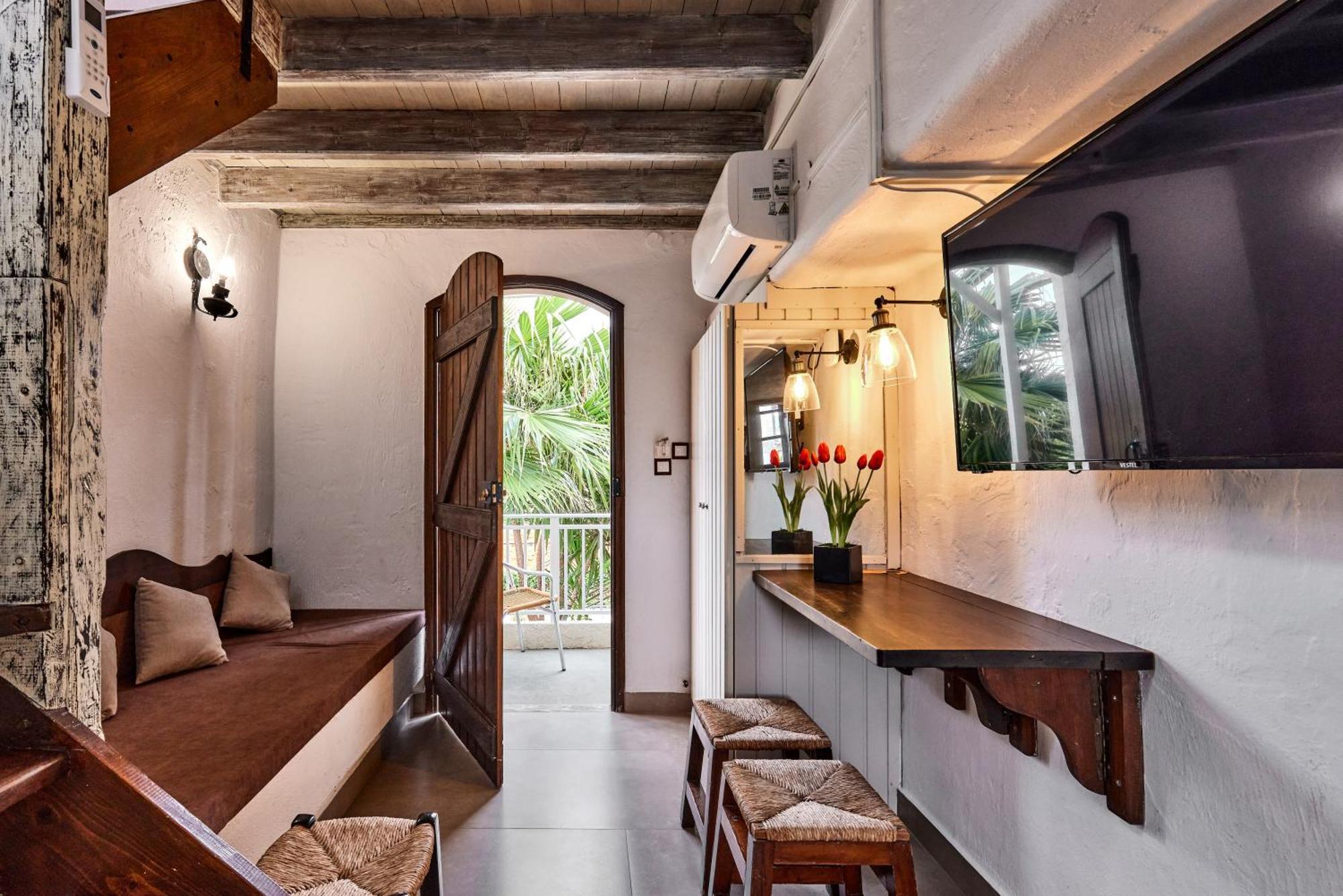 Mila Malia Studios Hotel Exterior photo