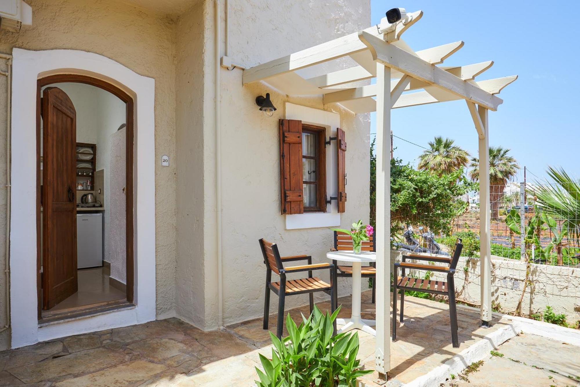 Mila Malia Studios Hotel Exterior photo
