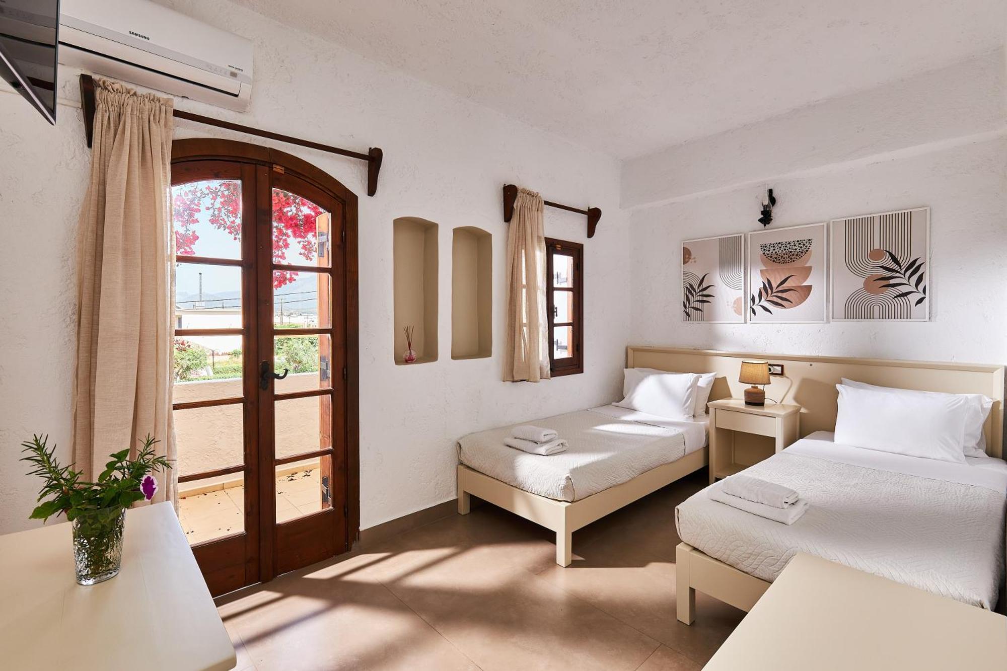 Mila Malia Studios Hotel Exterior photo